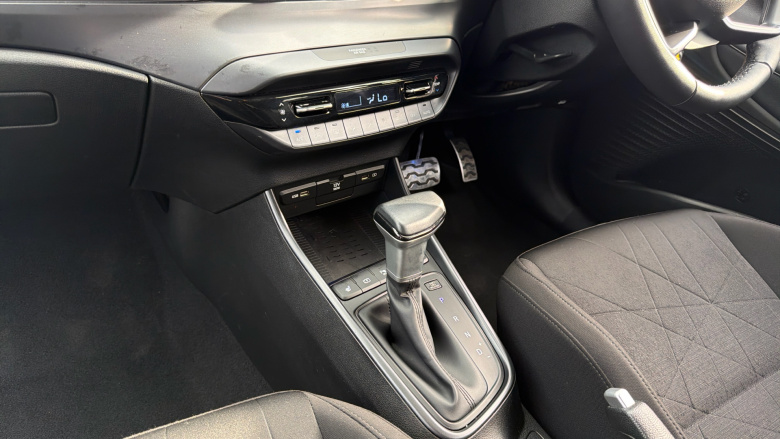 Hyundai BAYON 1.0 TGDi [120] 48V MHEV Premium 5dr DCT Petrol Hatchback